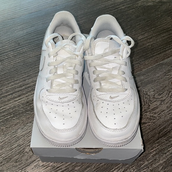 white forces big kids